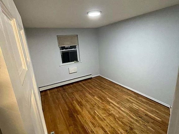 4th image of 7210 Avenue M