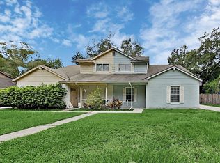 3411 Laurel Dale Dr, Tampa, FL 33618
