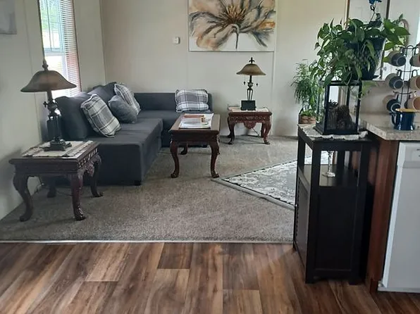 833 Loveside Ter, Lansing, MI 48917