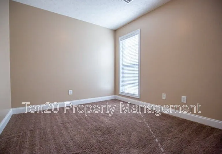 11036 Lee Road 240 — Photo 2