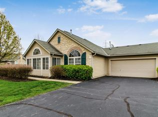 7011 Falls View Cir, Delaware, OH 43015