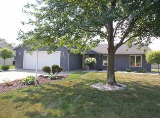 6032 Gate Tree Ln, Fort Wayne, IN 46835