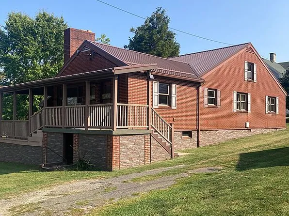 10 Franklin Pl, Buckhannon, WV 26201