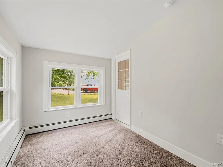 12 Dickerson Pl — Photo 23