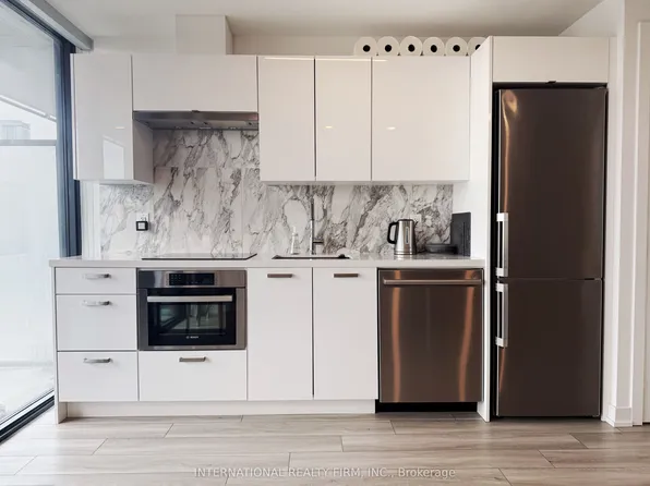 458 Richmond St W, Toronto, ON