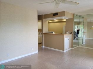 1815 Fairview Villas Dr APT 3, Palm Springs, FL 33406