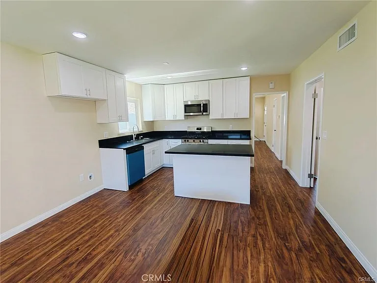 7630 Minstrel Ave — Photo 10
