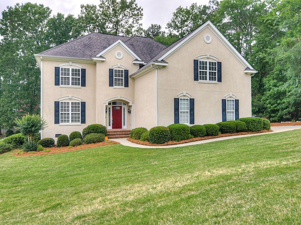 1st image of 720 Deerwood Pl