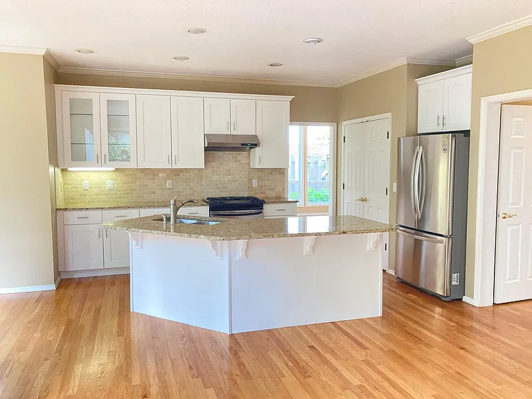 4979 Bilford Ln — Photo 4