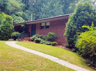 34 Bondo Rd, Asheville, NC 28803