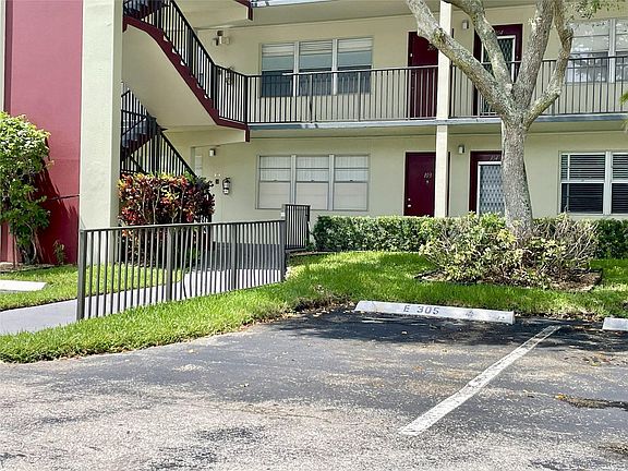 3rd image of 13155 SW 7th Court #305E