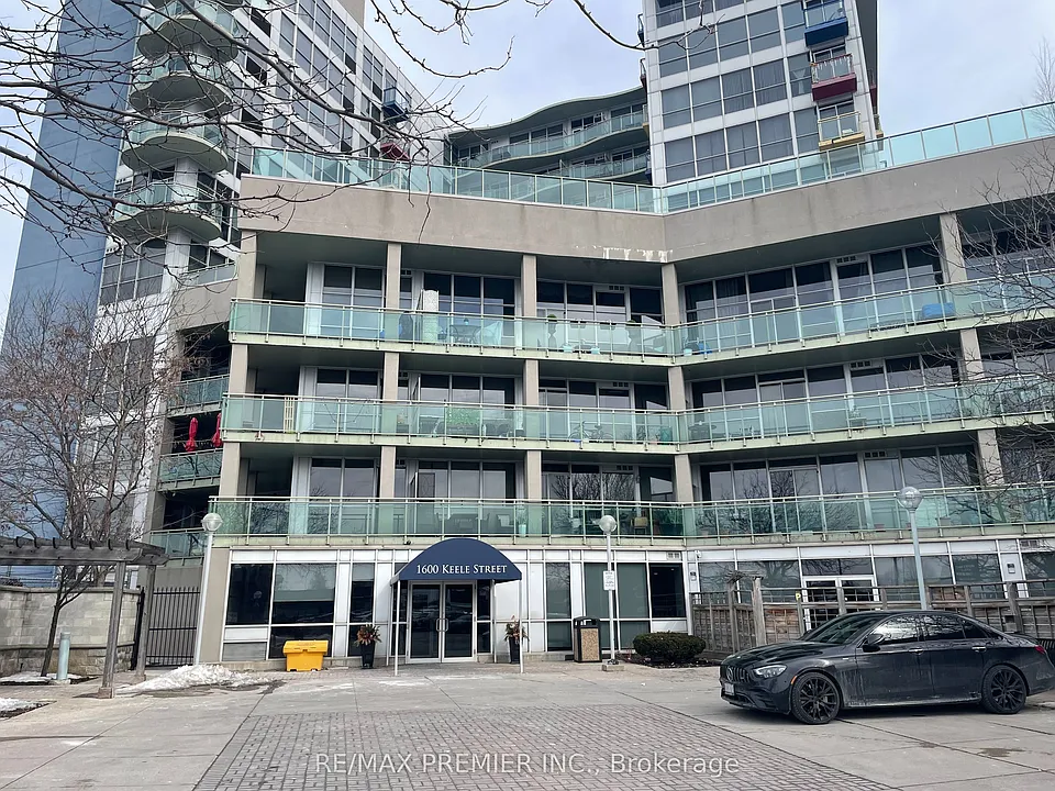 1600 Keele St #521