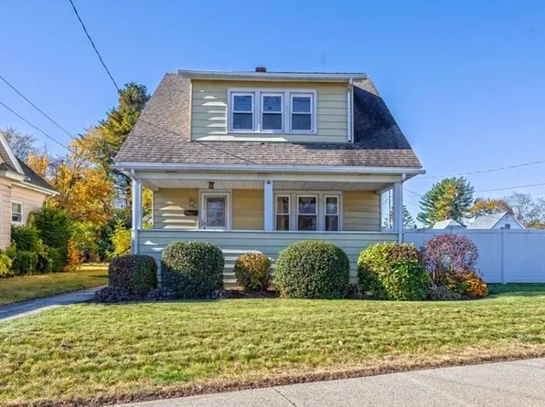 450 East St, Chicopee, MA 01020