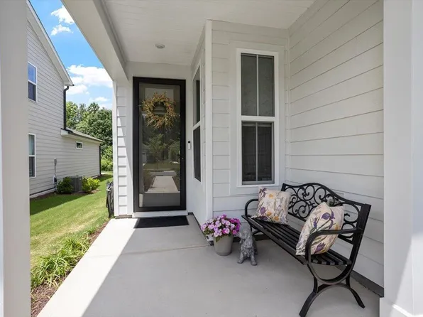 90 Shadowbrook Trl, Clayton, NC 27520