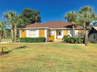 35549 Cedar Ln, Leesburg, FL 34788