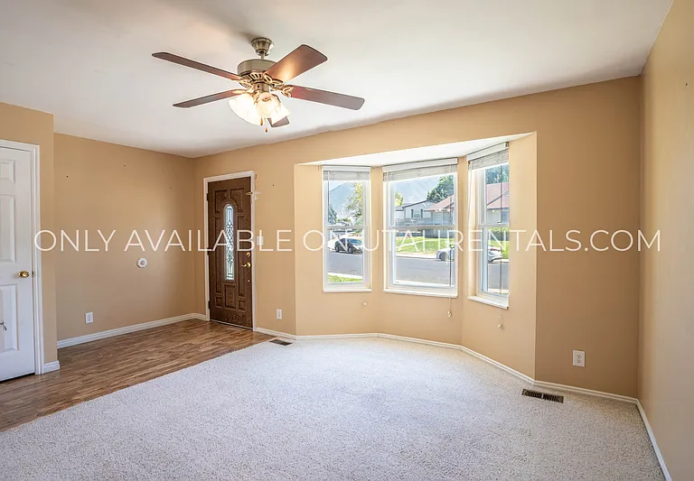 1120 S 850 E — Photo 1