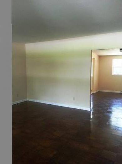 2nd image of 5635 Maxine Dr