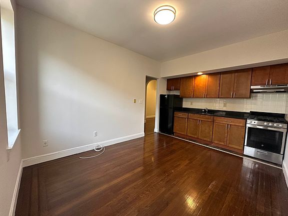 3rd image of 45-55 41st St #4G