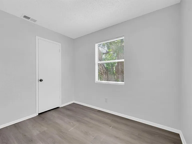 4421 11th Ave S — Photo 19