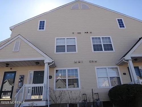120 Des Moines Ct Photo 1