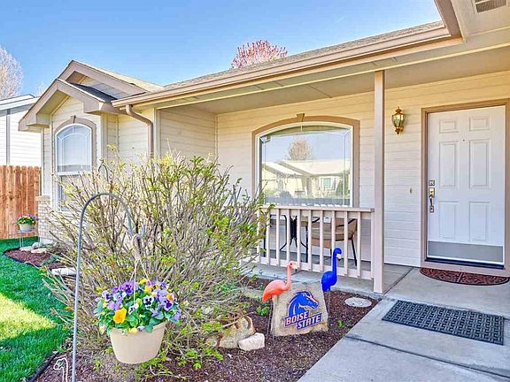 Front Exterior Entry