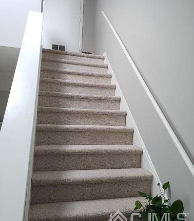 4th image of 1202 Normandy Ct #1202