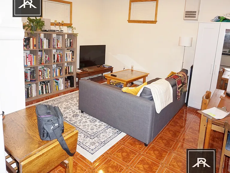 67 Babcock St #7 — Photo 5