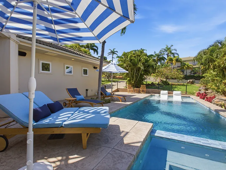 357 Kualono Pl — Photo 6