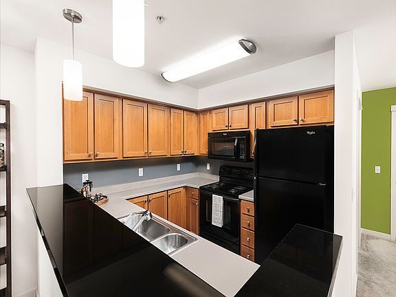 4th image of 1215 Dexter Ave N #1489342