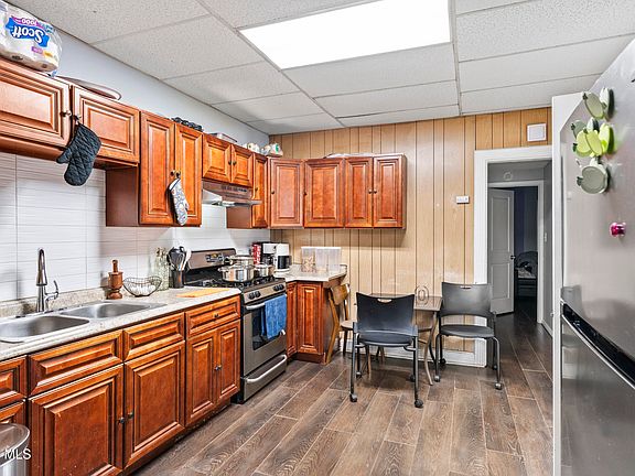 5th image of 1447 Broadway