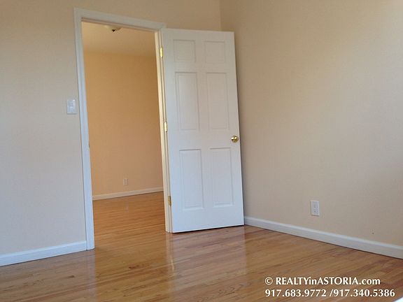 3rd image of 2526 34th St APT 3R