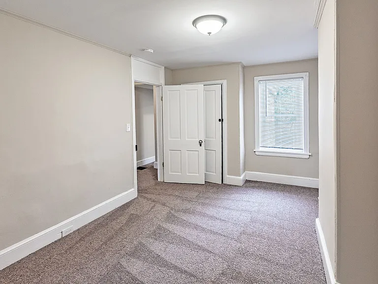 1607 Howland St — Photo 12