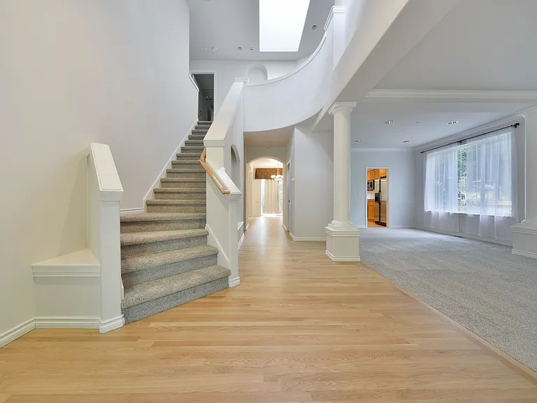 8428 NE 147th Pl — Photo 4