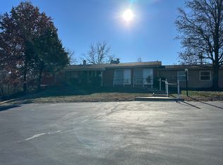 541 S Mason Rd, Saint Louis, MO 63141