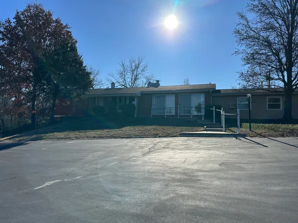 541 S Mason Rd, Saint Louis, MO 63141