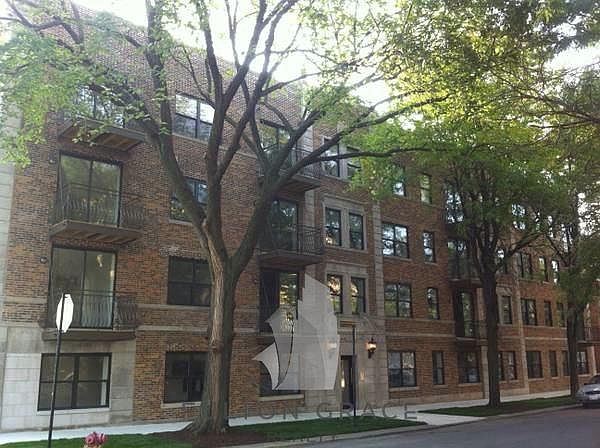 1st image of 4759 N Maplewood Ave #1022