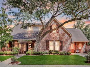 462 Faust Ln, Houston, TX 77024