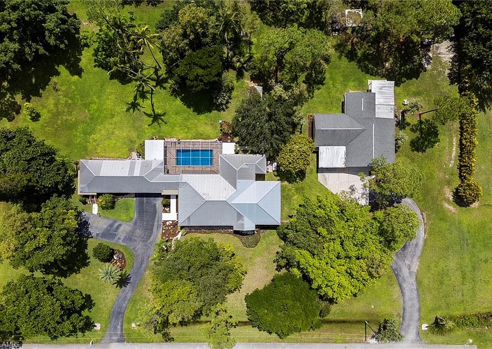 1st image of 6460 Hidden Oaks LN
