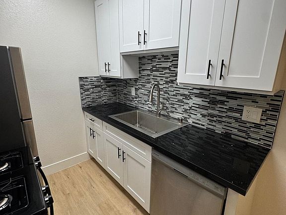 4th image of 4454 Vista Del Monte Ave APT 7