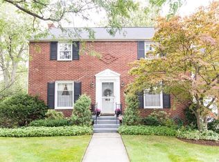 301 Doncaster Rd, Buffalo, NY 14217