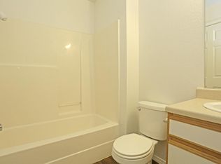 750 S 40th St #J203, Springdale, AR 72762