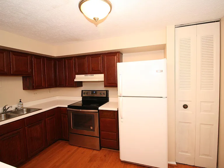 17231 Epsilon Pl — Photo 9