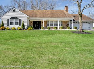 8 Cressida Dr, Old Bridge, NJ 08857