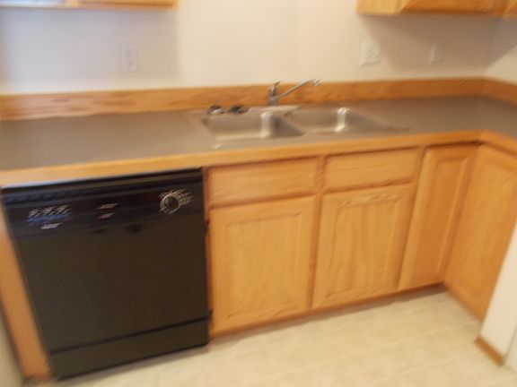 4th image of 705 N Jefferson St APT 212