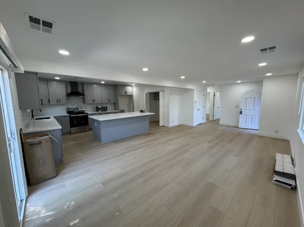 76 W 5th St Unit 2, Morgan Hill, CA 95037