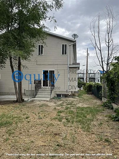 272 E Fort Union Blvd — Photo 4