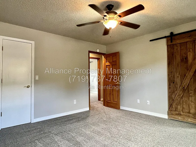 6318 Galway Dr — Photo 17