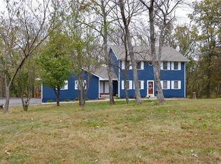 7216 SE Snow Dr, Holt, MO 64048