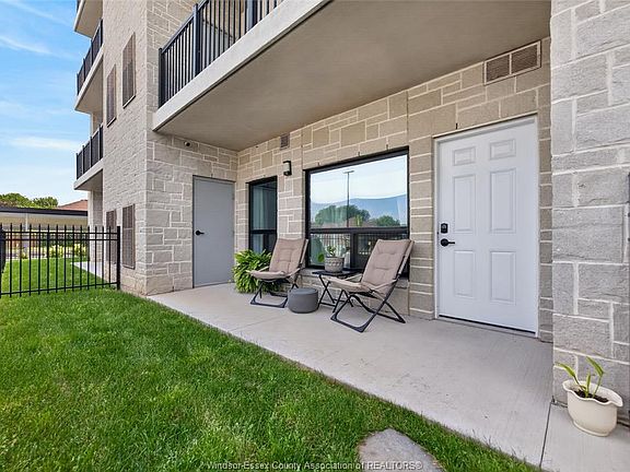 3rd image of 3320 Stella Cres #109
