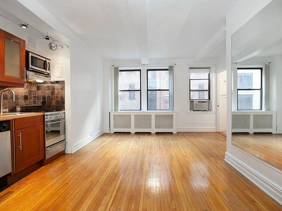 1st image of 457 W 57th St #410